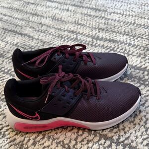 Nike Women's Black and Pink Sneakers! Never Wore! NEW!